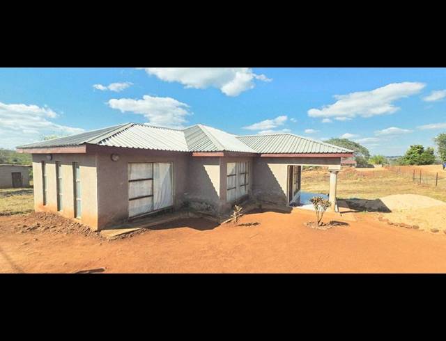 3 BEDROOM HOUSE FOR SALE IN MUTOTI